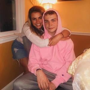 Meet your Posher, Cameron